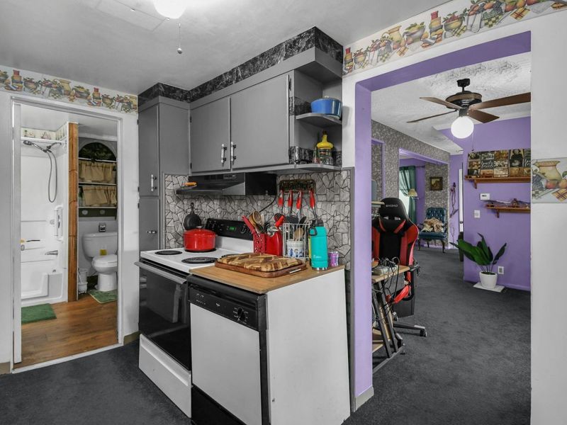 1888 S Wiley Street , Crestline, OH 44827 Photo 9