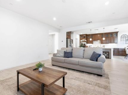 7487 Amonde Way, Elk Grove, CA 95757 Photo