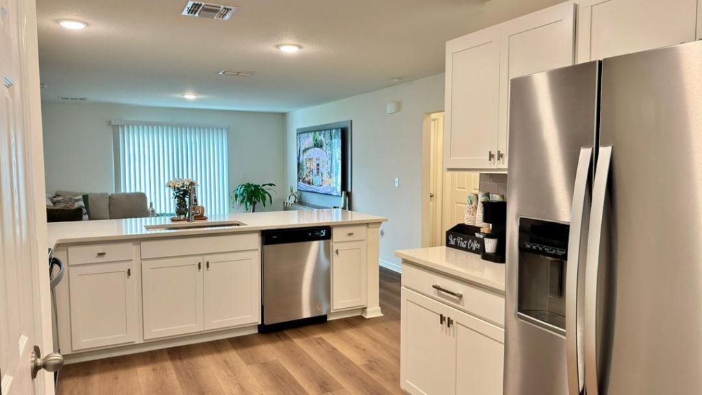 901 SW Fisherman Avenue, Port Saint Lucie, FL 34953 Photo