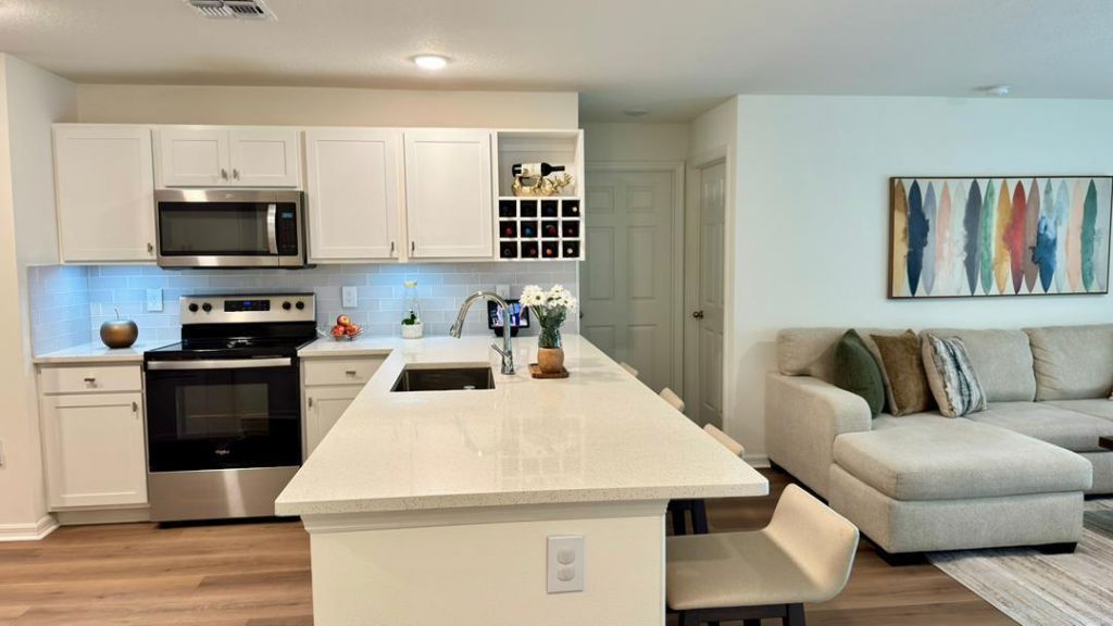 901 SW Fisherman Avenue, Port Saint Lucie, FL 34953 Photo