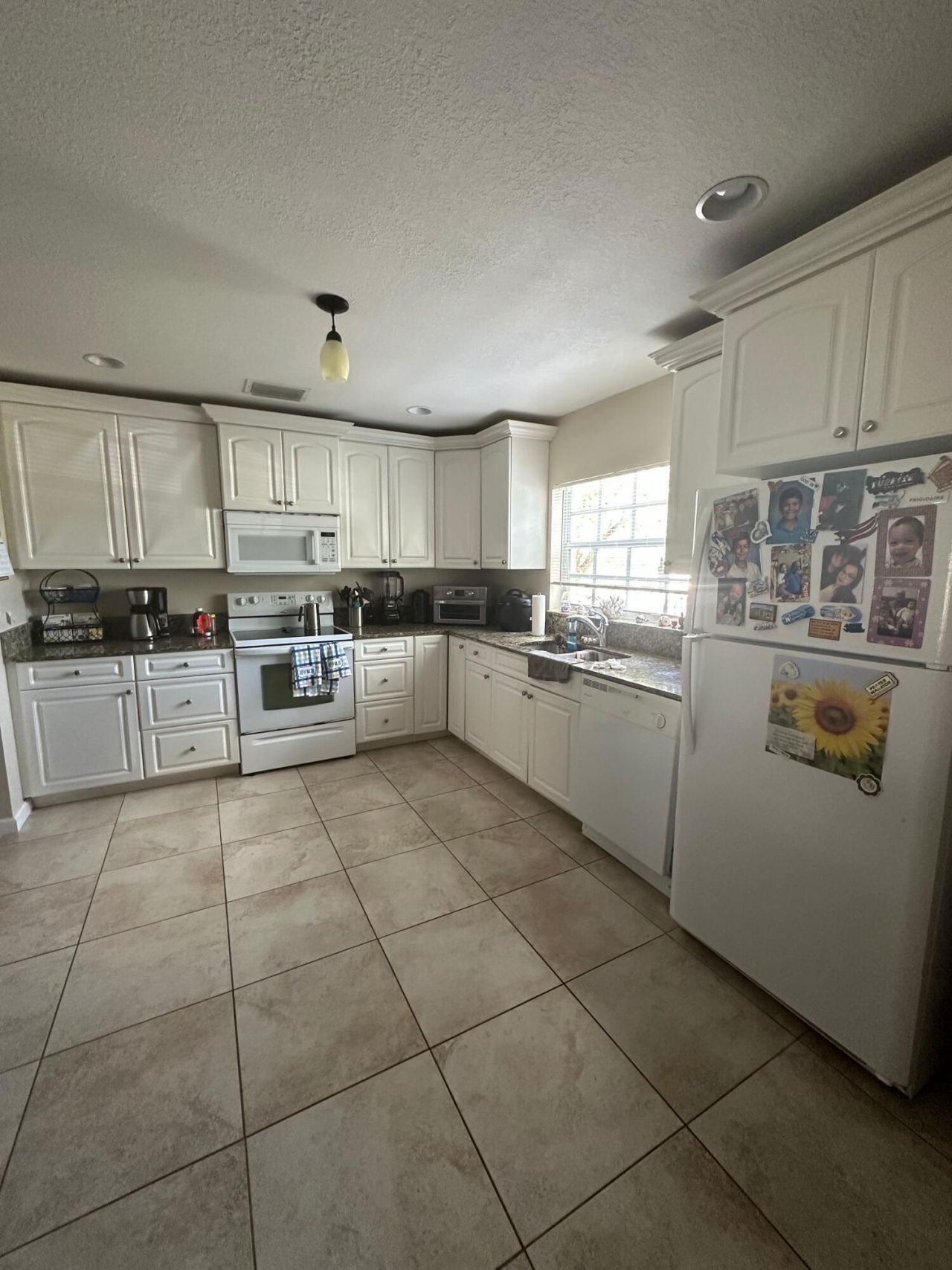 2082 SE Wild Meadow Circle, Port Saint Lucie, FL 34952 Photo