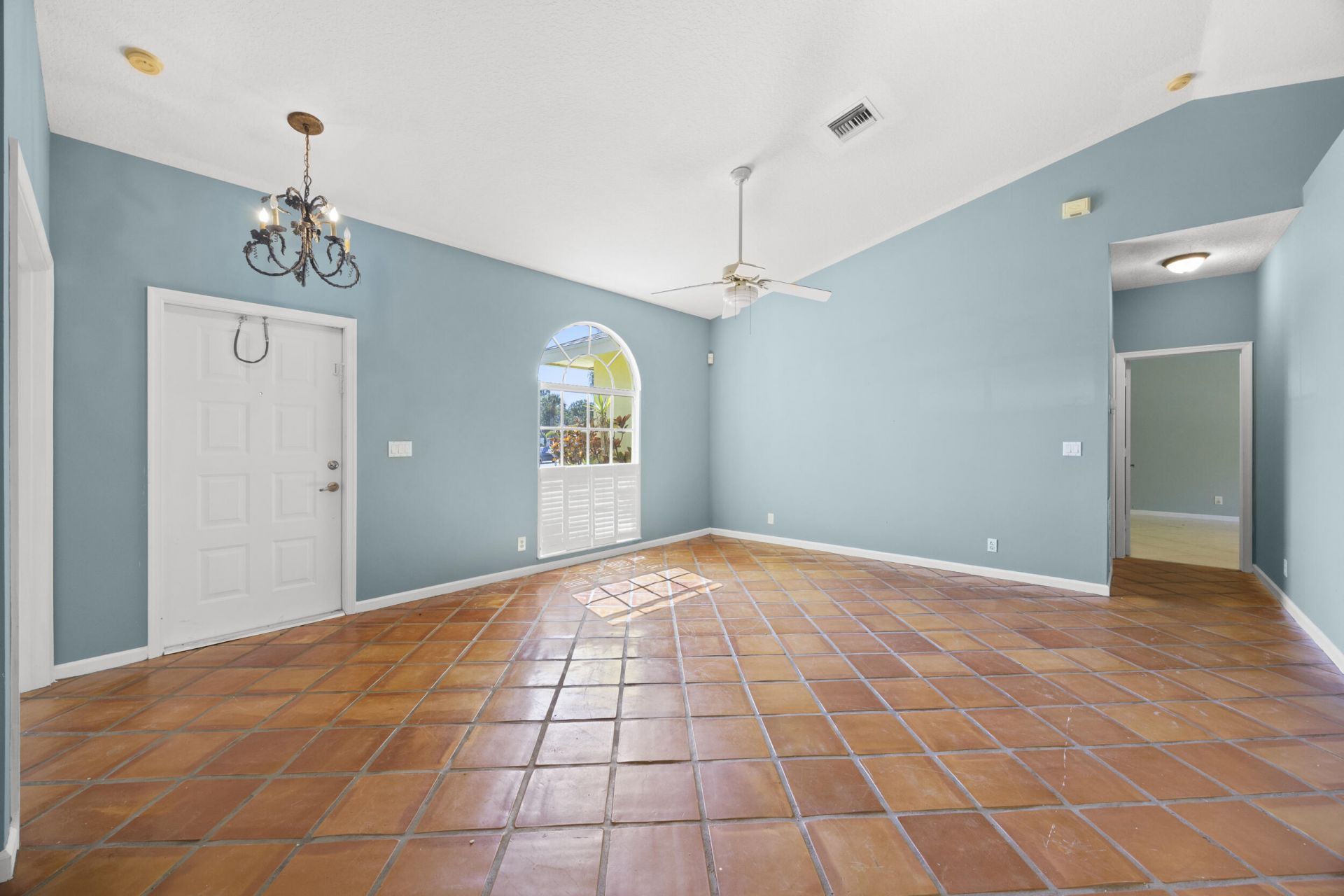 105 Monterey Way, Royal Palm Beach, FL 33411 Photo