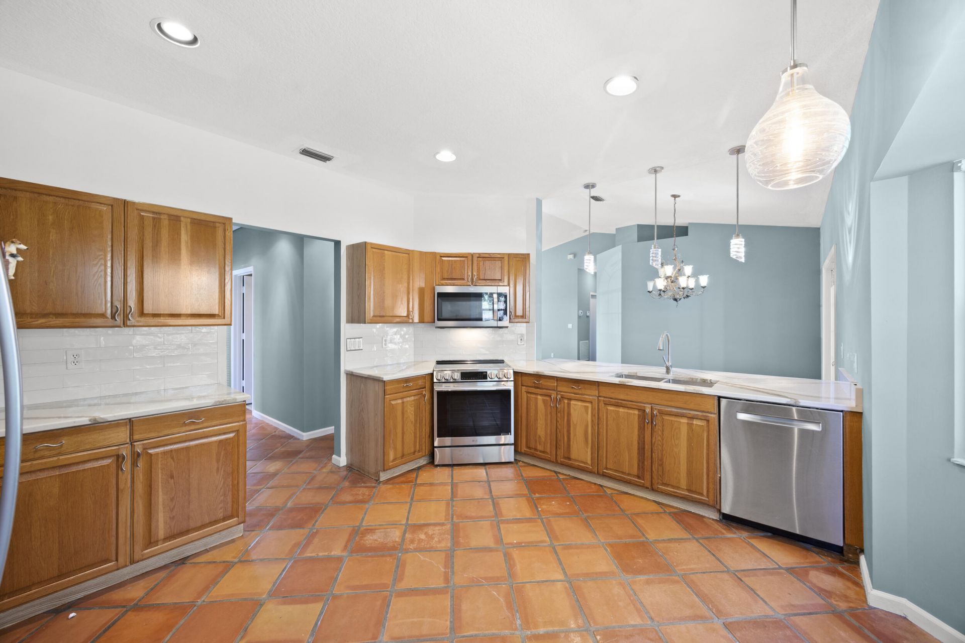 105 Monterey Way, Royal Palm Beach, FL 33411 Photo