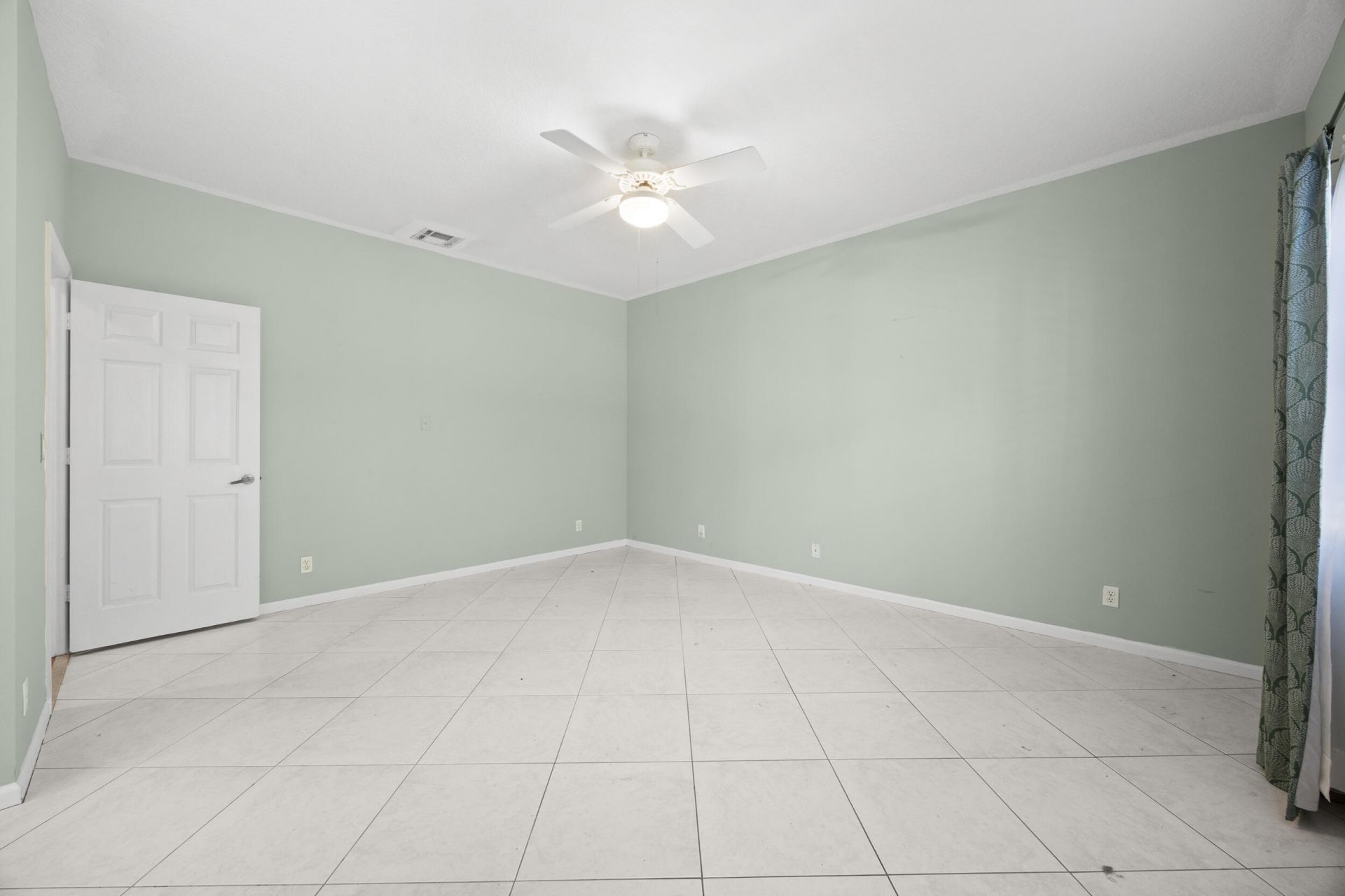 105 Monterey Way, Royal Palm Beach, FL 33411 Photo