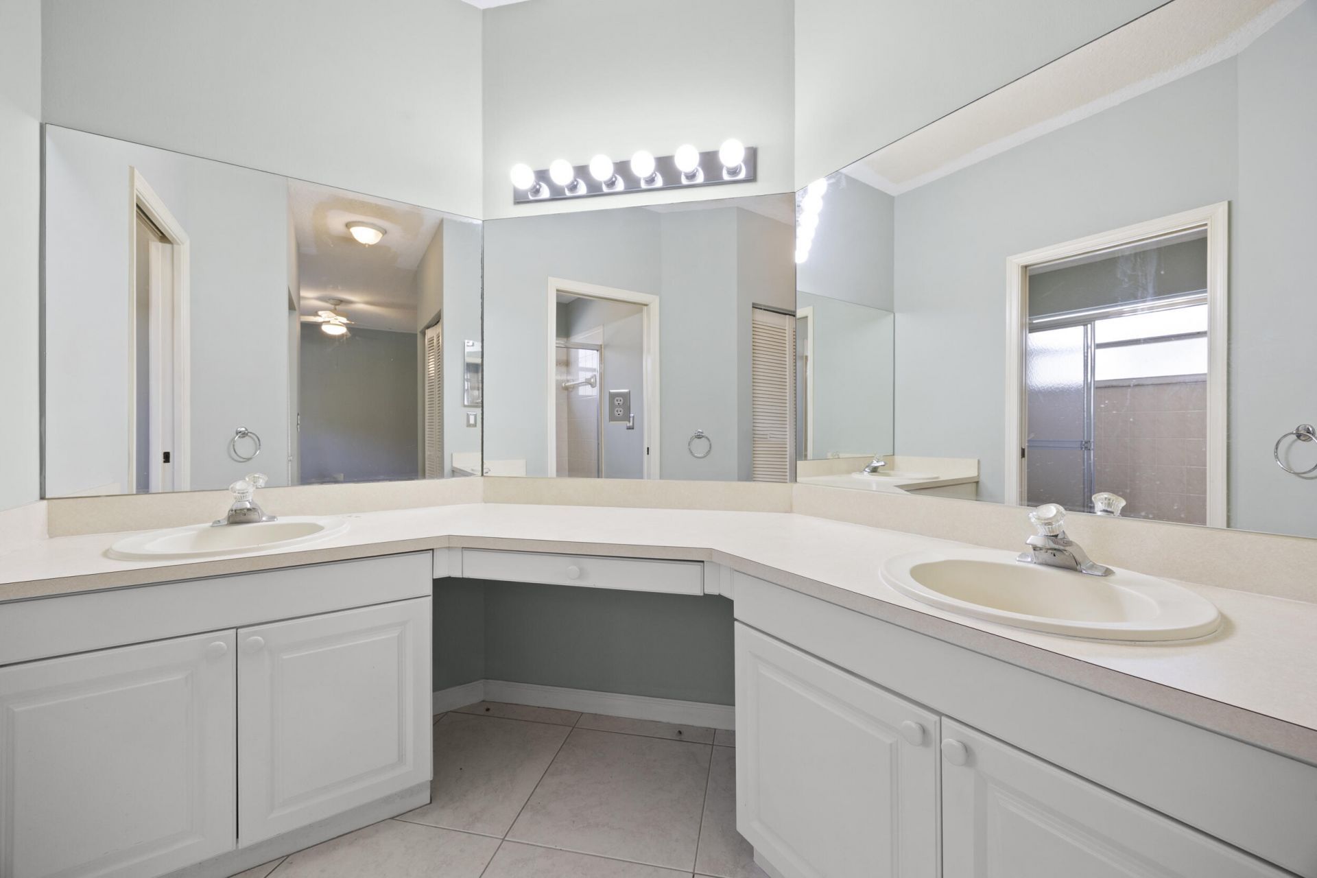 105 Monterey Way, Royal Palm Beach, FL 33411 Photo