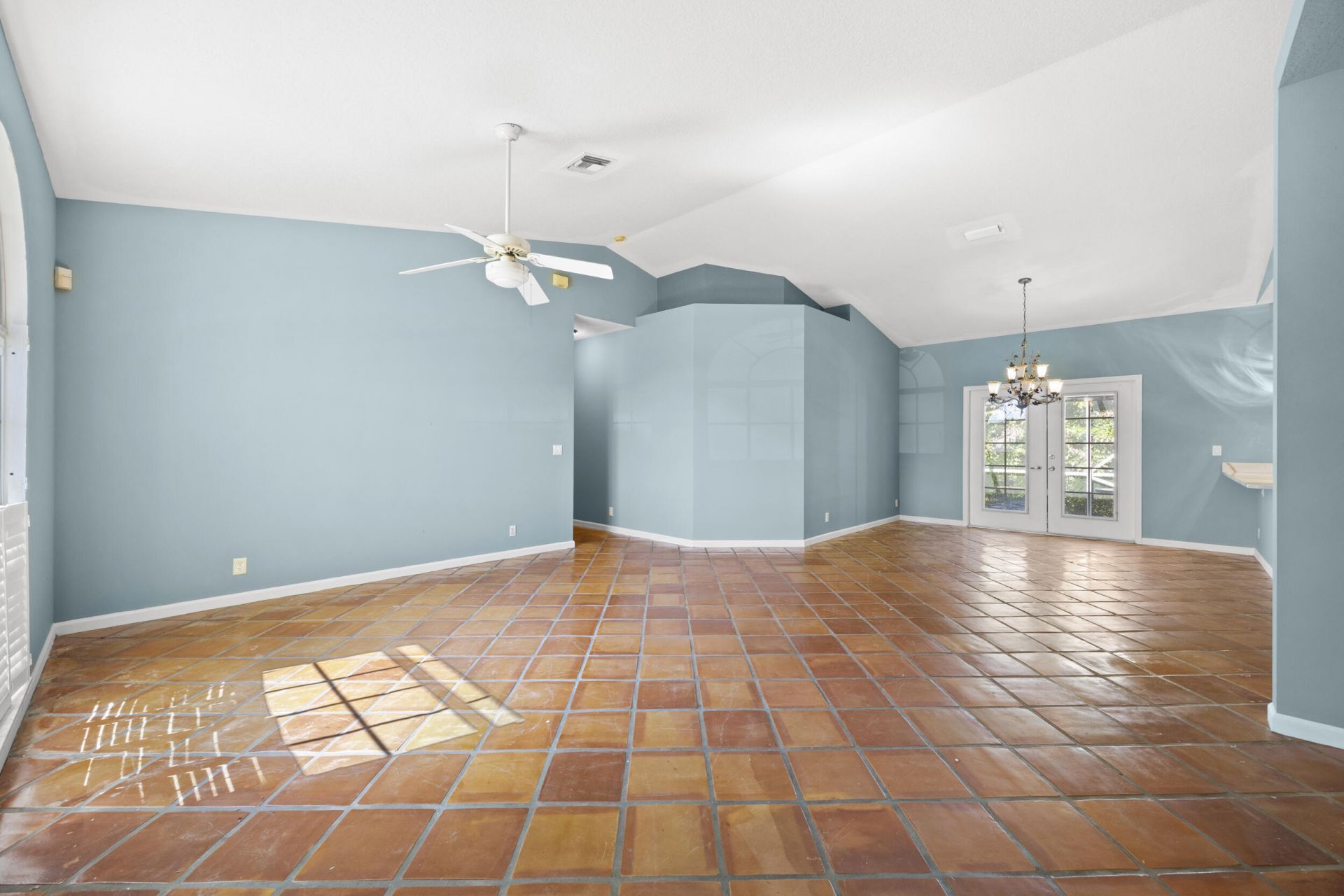 105 Monterey Way, Royal Palm Beach, FL 33411 Photo