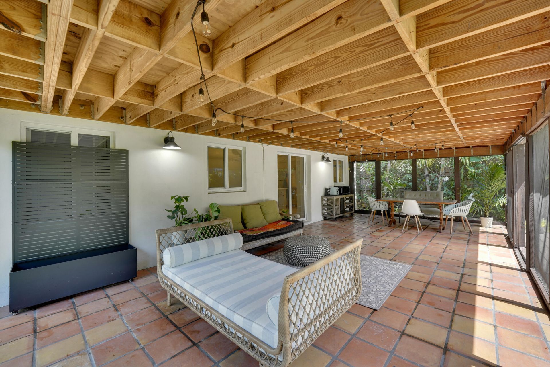 1236 NE 13th Avenue, Fort Lauderdale, FL 33304 Photo