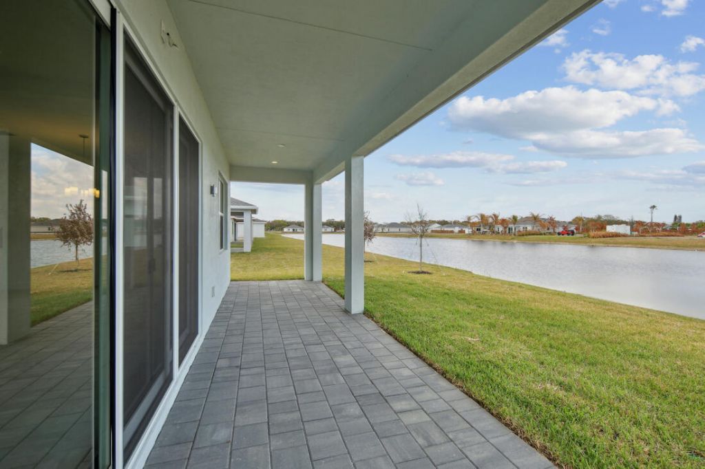 2810 68th Street, Vero Beach, FL 32967 Photo