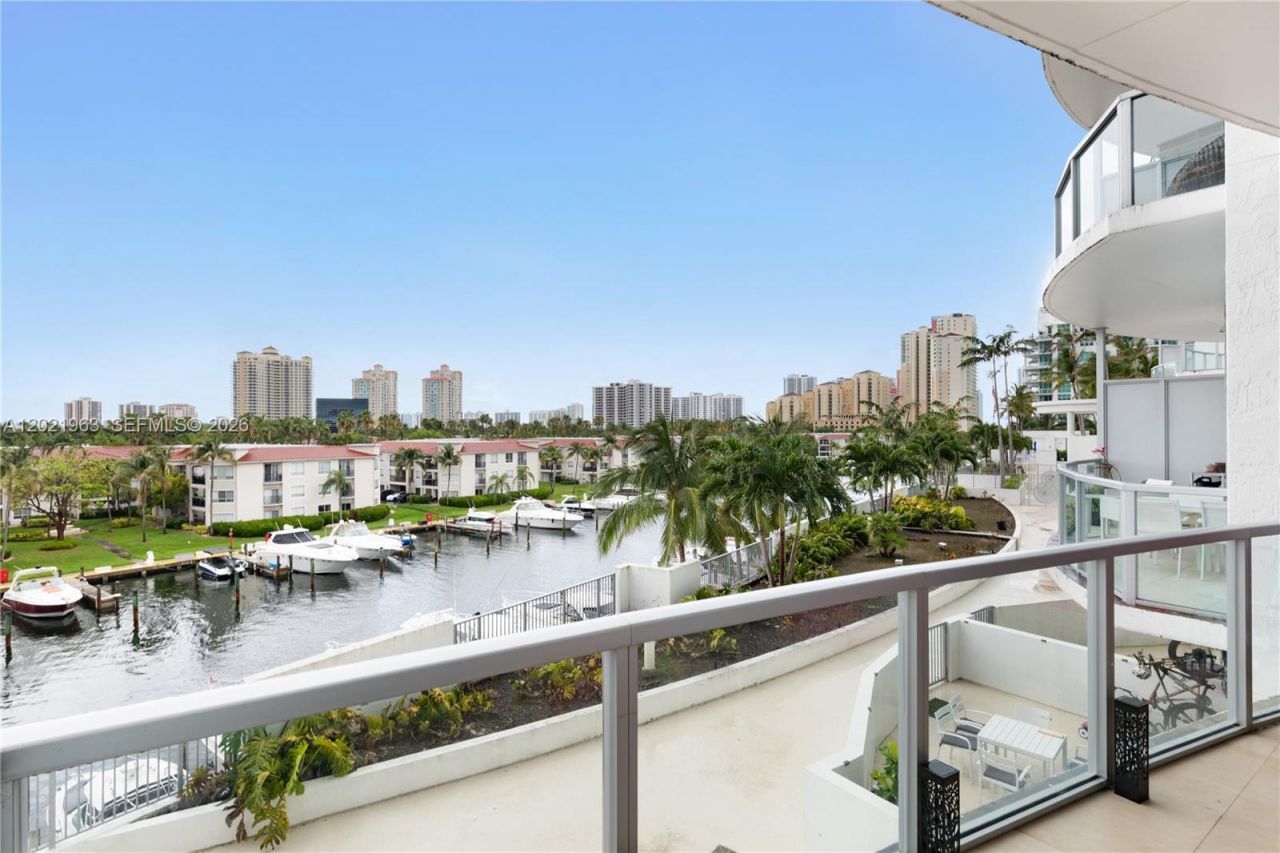 3029 NE 188th St , Unit 405, Aventura, FL 33180 Photo