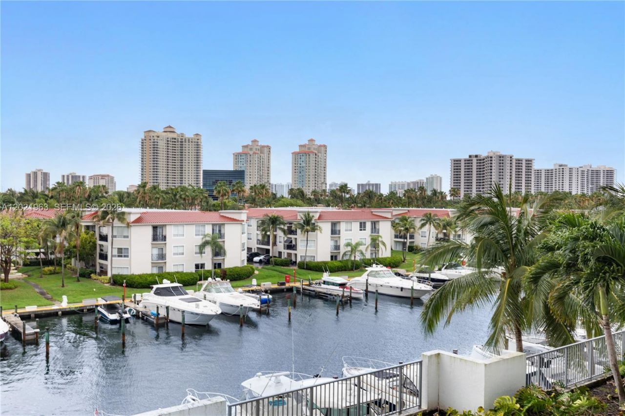 3029 NE 188th St , Unit 405, Aventura, FL 33180 Photo
