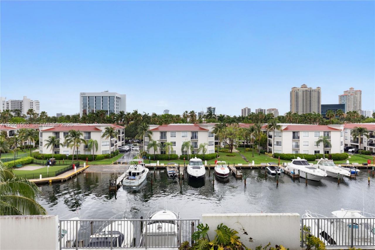 3029 NE 188th St , Unit 405, Aventura, FL 33180 Photo