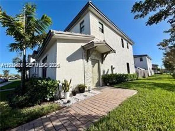 12990 SW 232nd Ln, Homestead, FL 33170
