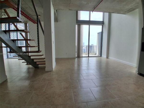 690 SW 1st Ct , Unit PHI19, Miami, FL 33130