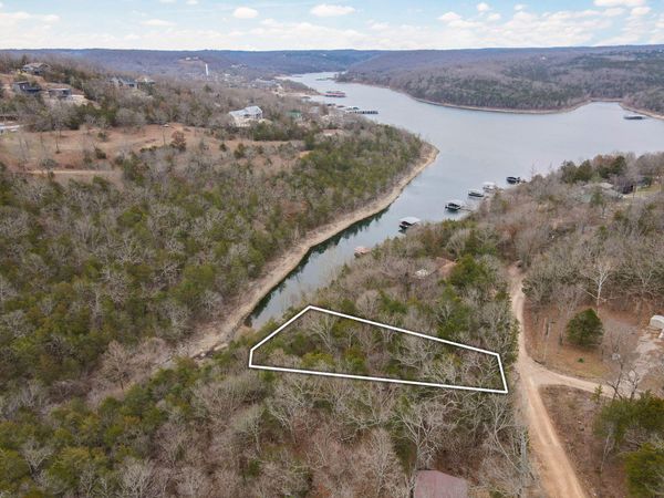 000 Mill Bridge Throughway , Lampe, MO 65681