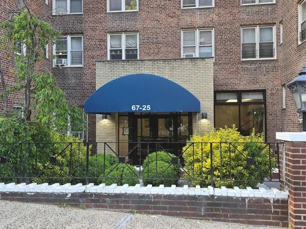 6725 Dartmouth Street, Unit 3M, Forest Hills, NY 11375