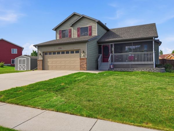 7230 CASTLEWOOD DR, Summerset, SD 57719