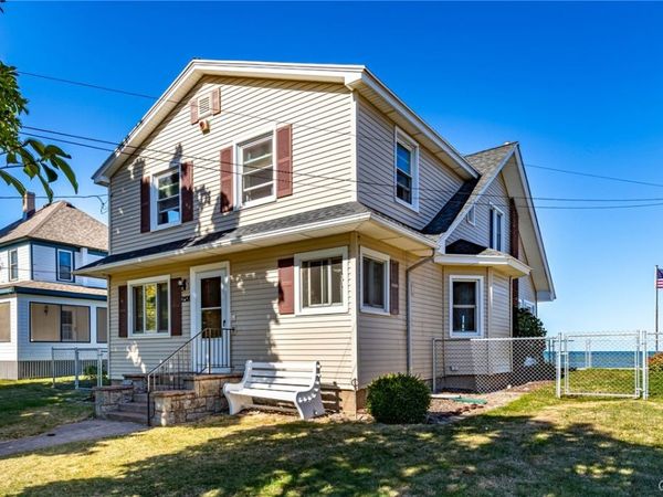 2520 Edgemere Drive , Rochester, NY 14612