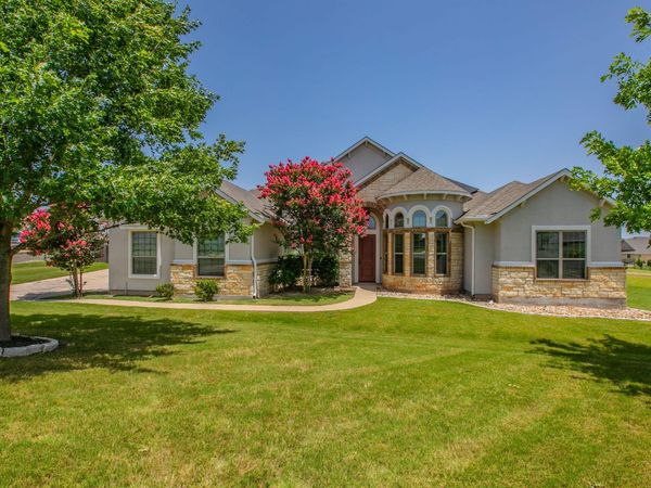 112 Haven CV, Hutto, TX 78634