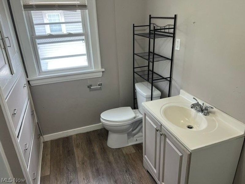 481 N Firestone Boulevard, Akron, OH 44301 Photo 12