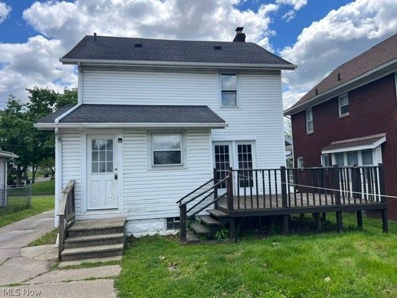 481 N Firestone Boulevard, Akron, OH 44301 Photo 3