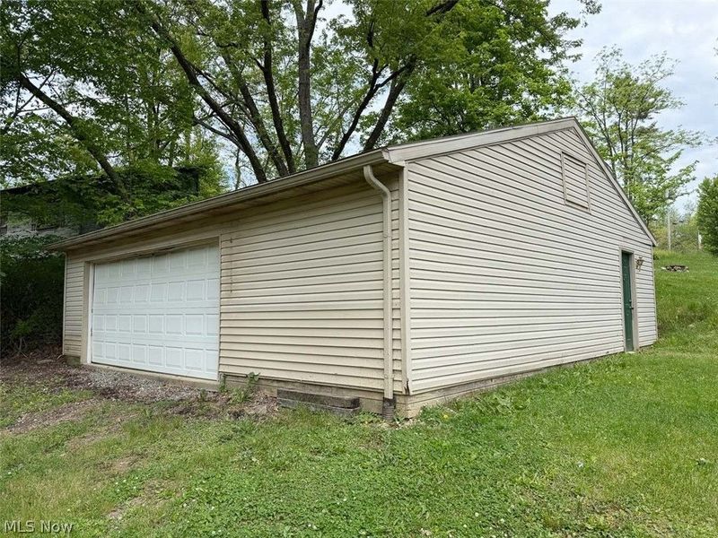 2087 Vesper Road SW, Carrollton, OH 44615 Photo 3