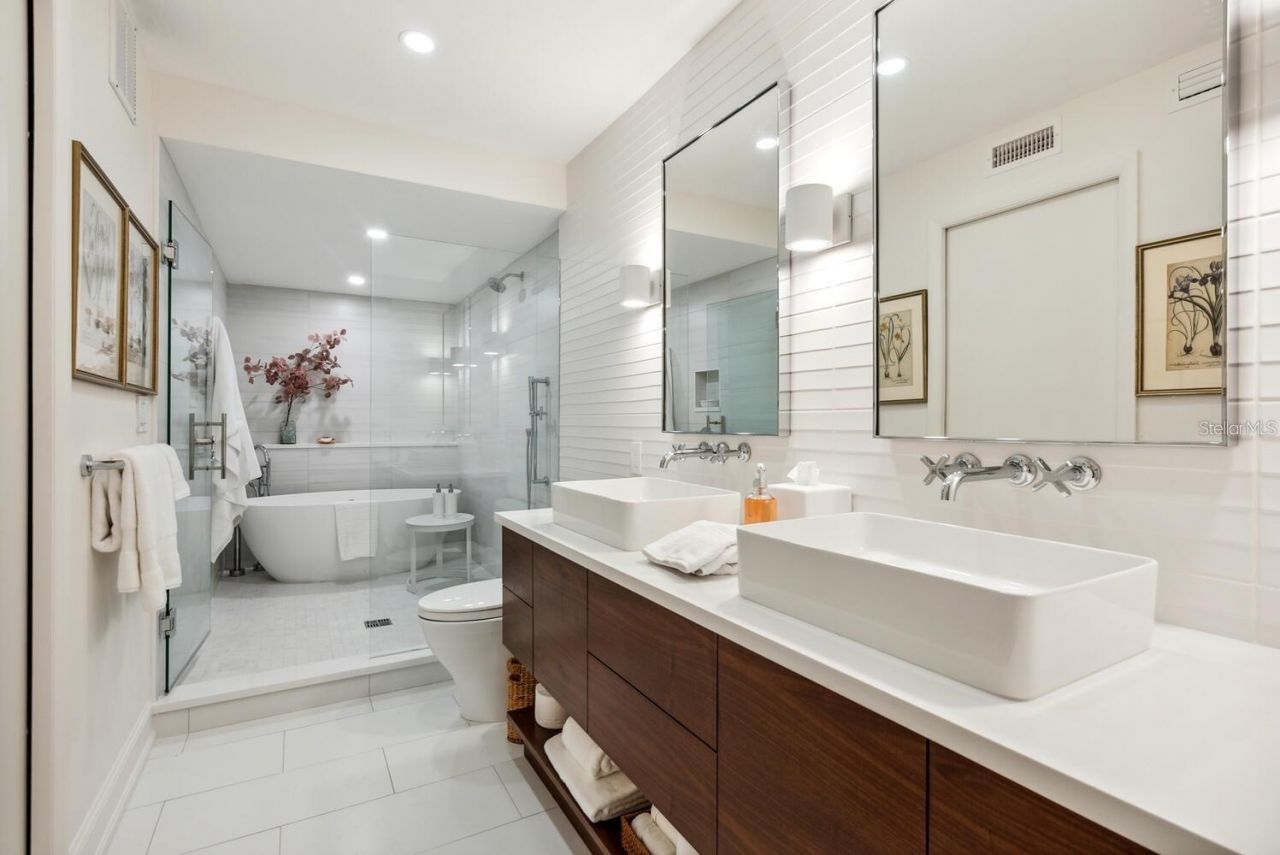 840 Bayport Way, Unit 840, Longboat Key, FL 34228 Photo
