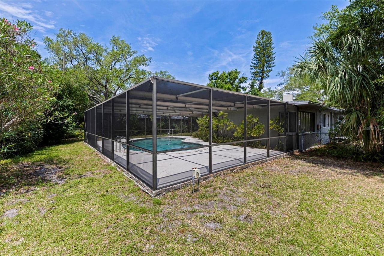 120 59th Avenue S, Saint Petersburg, FL 33705 Photo