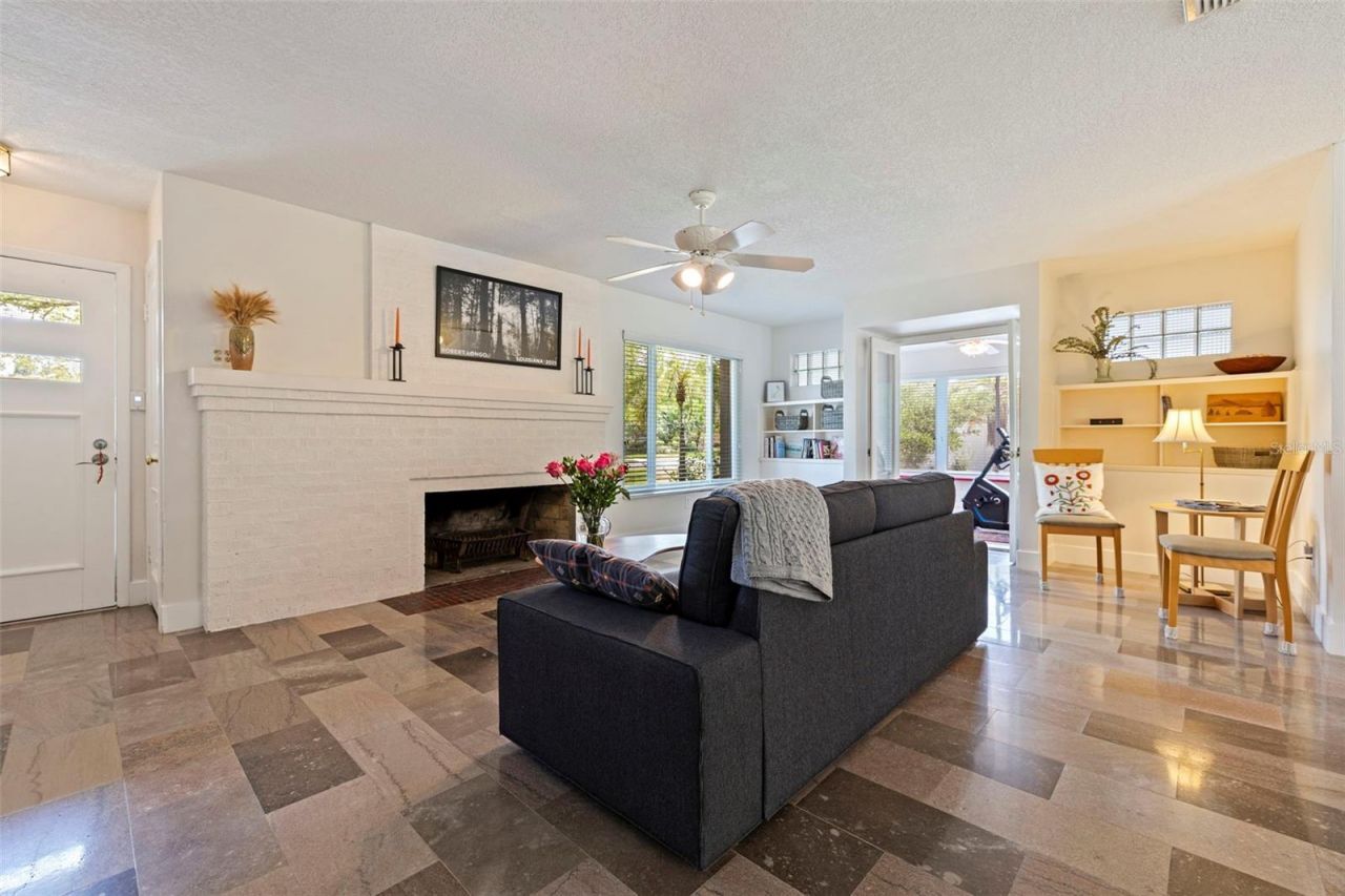120 59th Avenue S, Saint Petersburg, FL 33705 Photo