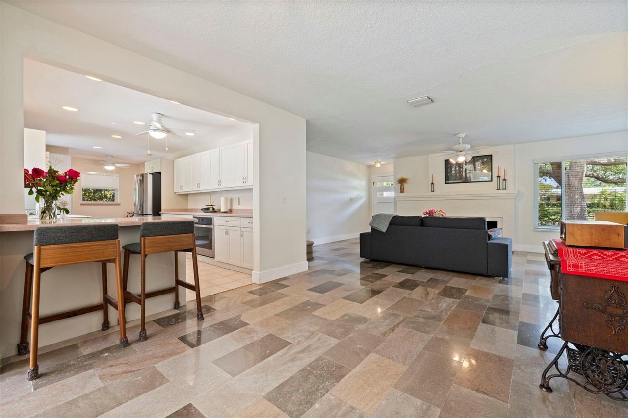 120 59th Avenue S, Saint Petersburg, FL 33705 Photo