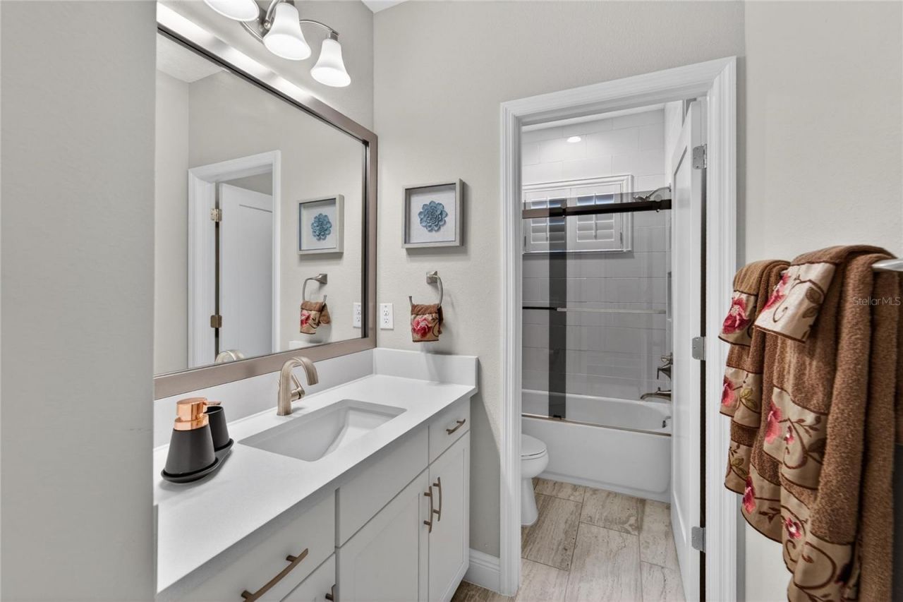 4285 Star View Place , Brandon, FL 33511 Photo