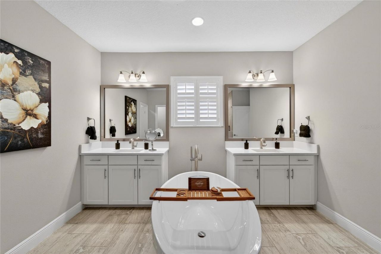 4285 Star View Place , Brandon, FL 33511 Photo