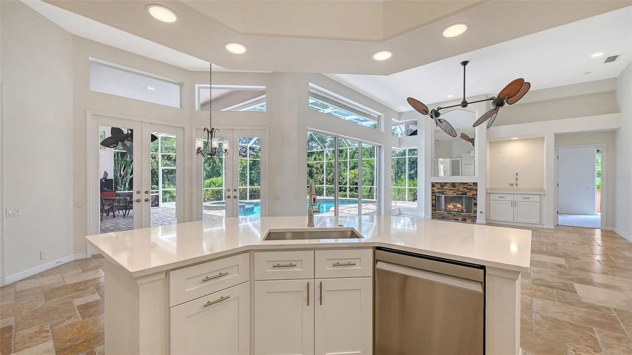 6935 Riversedge Street Circle, Bradenton, FL 34202 Photo