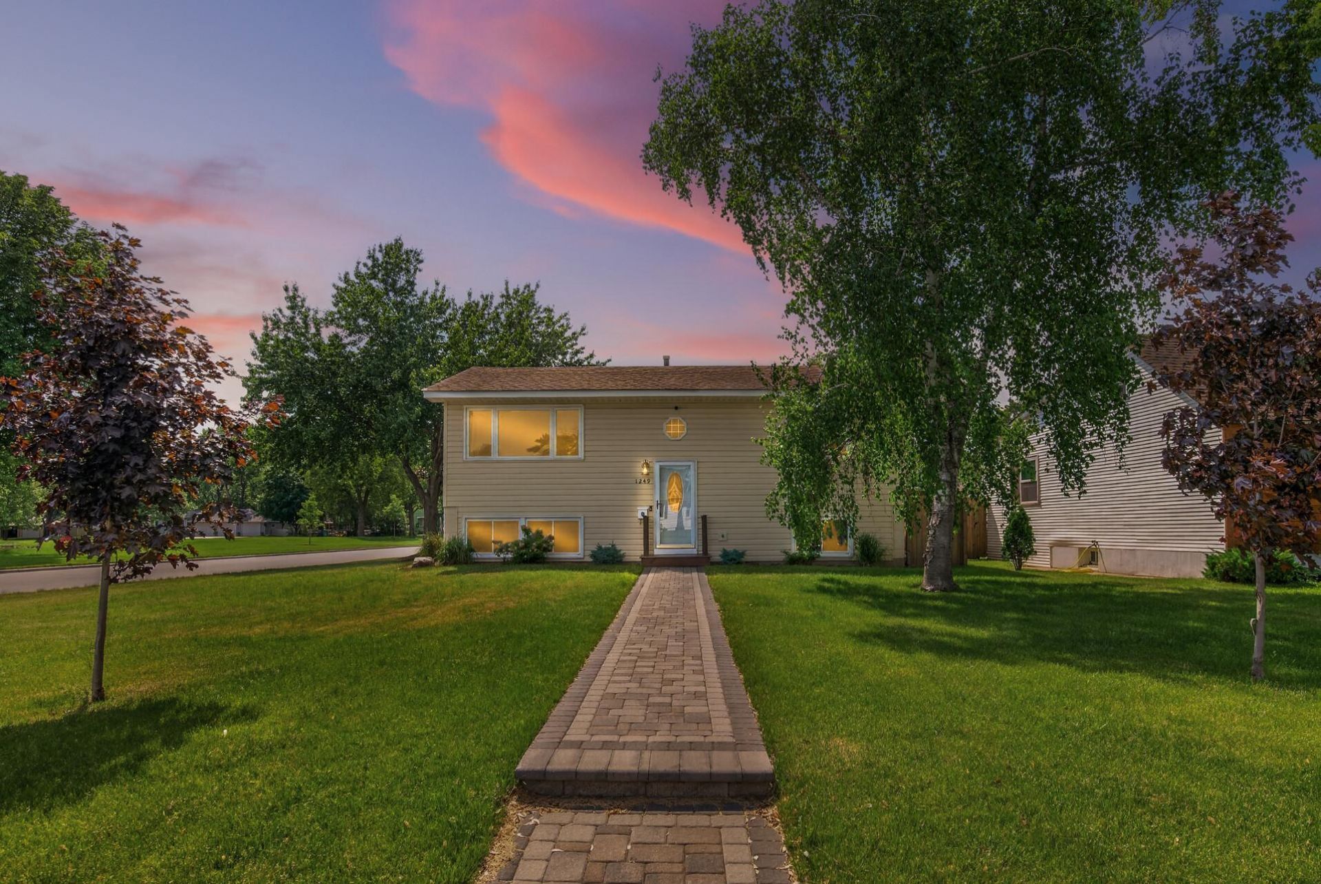 1249 Ashland Avenue, Saint Paul Park, MN 55071