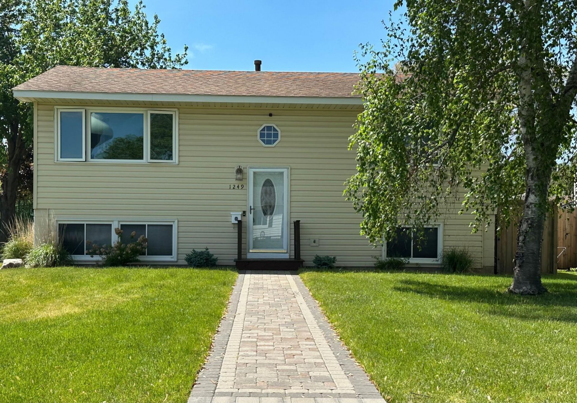 1249 Ashland Avenue , Saint Paul Park, MN 55071