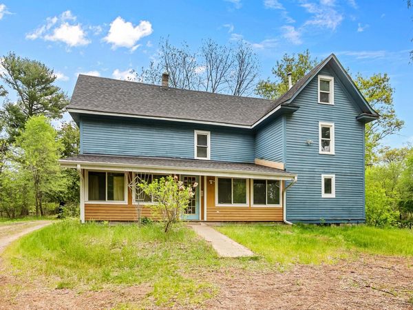 22018 Typo Creek Drive NE, Wyoming, MN 55092