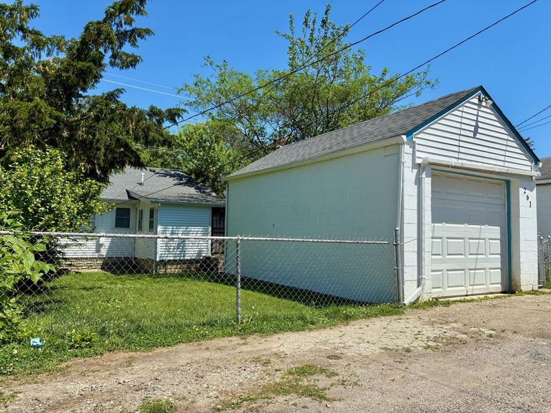 261 N Wheatland Avenue , Columbus, OH 43204 Photo 22