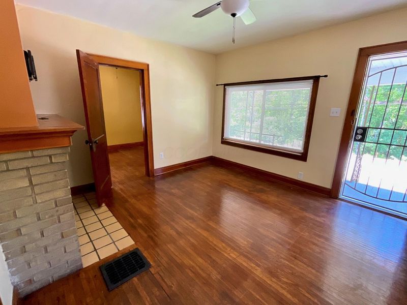 261 N Wheatland Avenue , Columbus, OH 43204 Photo 3