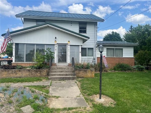 1514 S Longview Street, Beavercreek, OH 45432