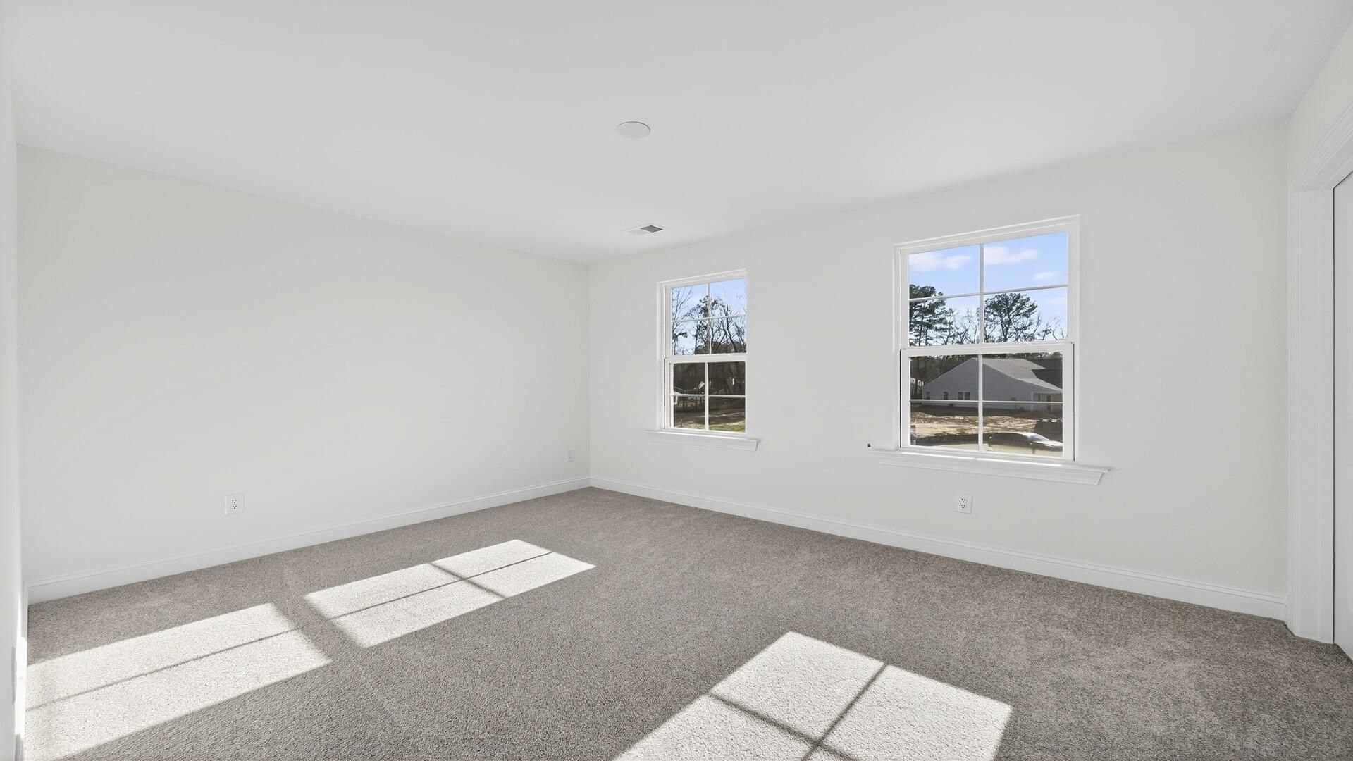 477 Cadbury Loop Photo 26