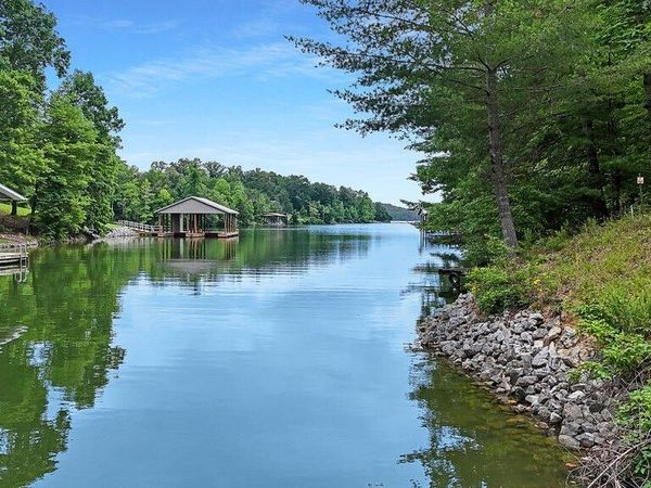 865 Ewing Road , Spring City, TN 37381