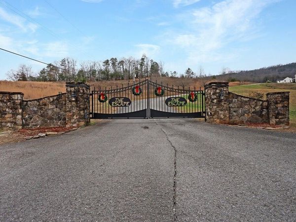 9 Escape Drive , Unit 9, Evensville, TN 37332