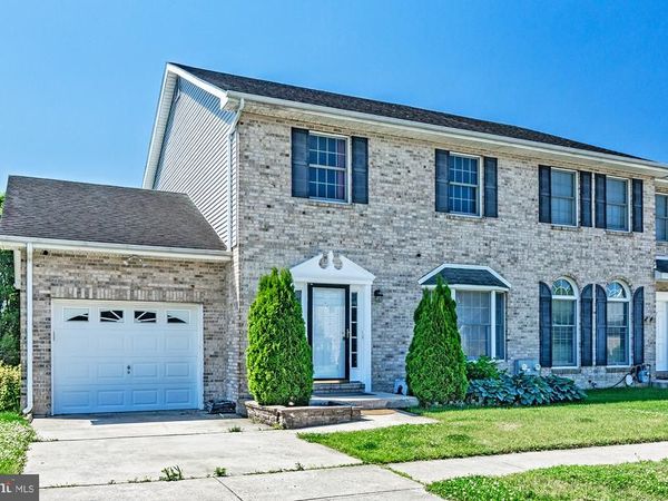 25 MARBLE HOUSE DRIVE, BEAR, DE 19701