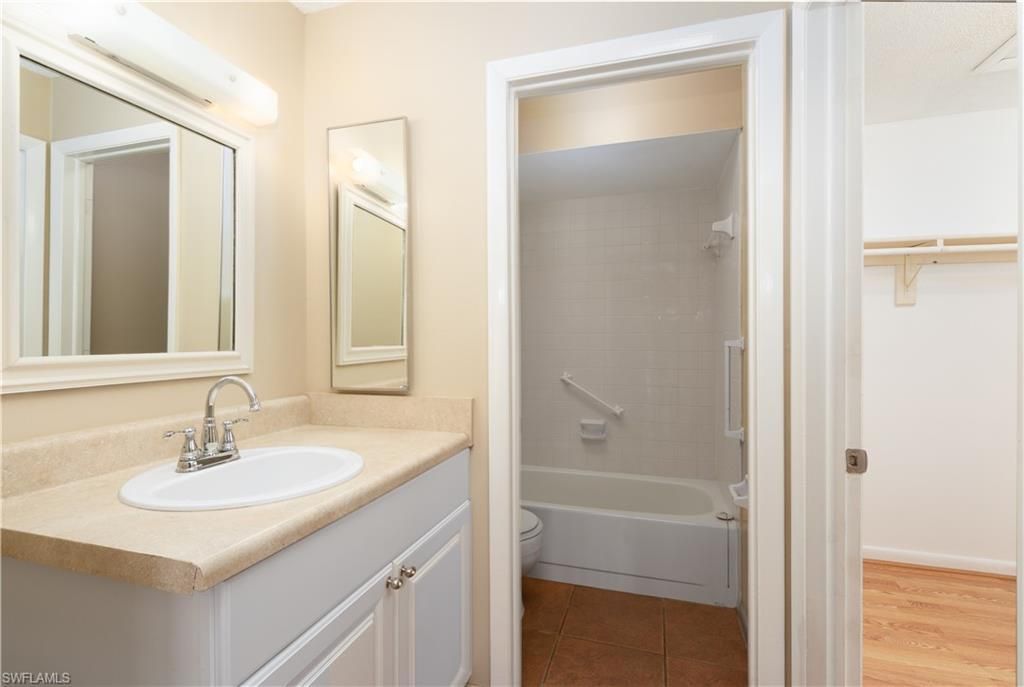 4608 SE 4th Pl , Unit 6, Cape Coral, FL 33904 Photo