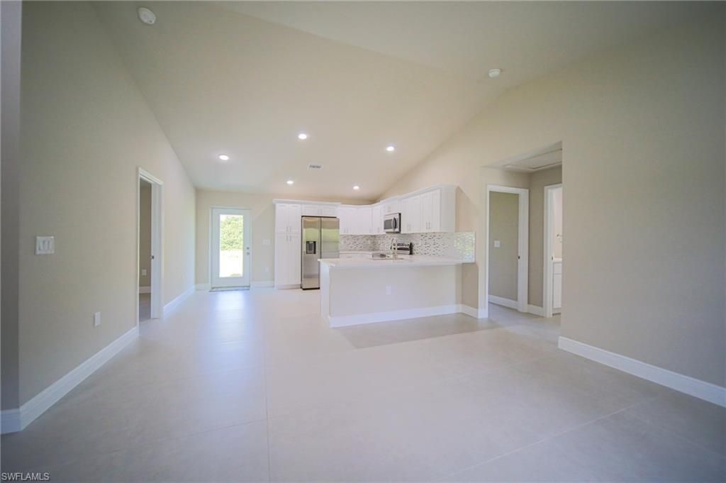 1011 Kent St E, Lehigh Acres, FL 33974 Photo