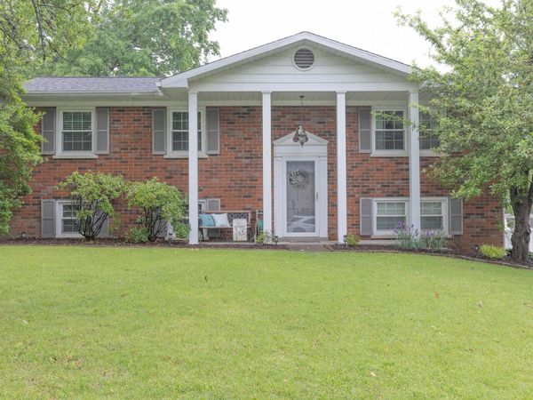 2706 Meadow Lark Lane, Evansville, IN 47720