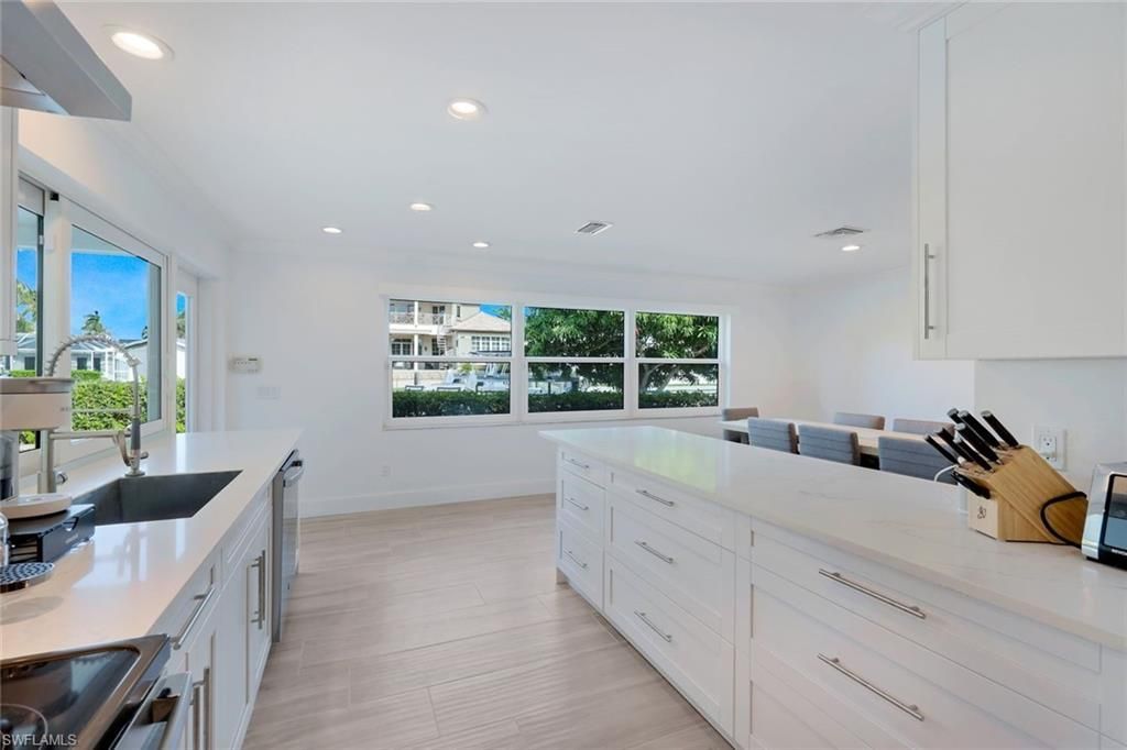 1250 Tuna Ct , Naples, FL 34102 Photo