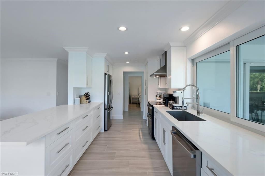 1250 Tuna Ct , Naples, FL 34102 Photo