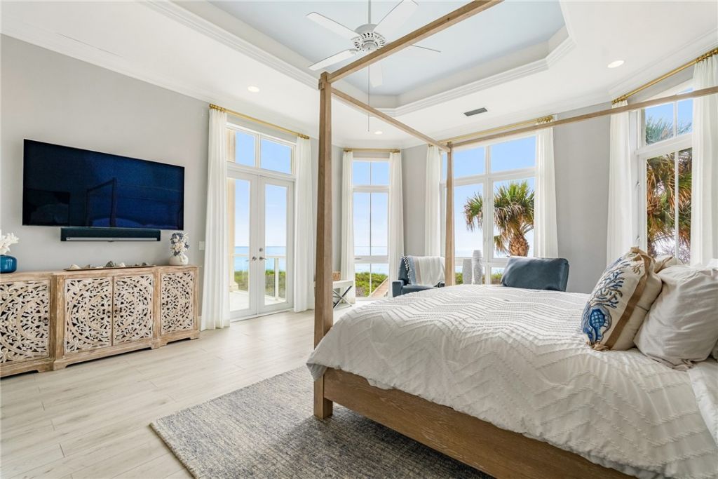 4600 N Highway A1a, Hutchinson Island, FL 34949 Photo