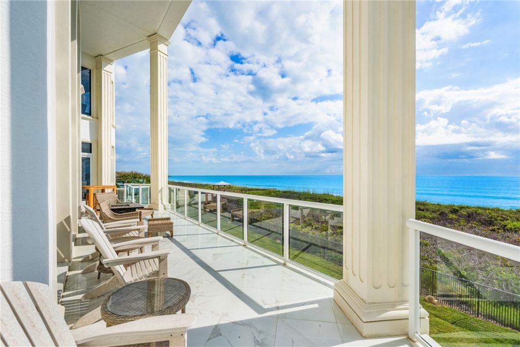 4600 N Highway A1a, Hutchinson Island, FL 34949 Photo