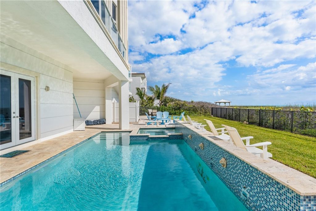 4600 N Highway A1a, Hutchinson Island, FL 34949 Photo